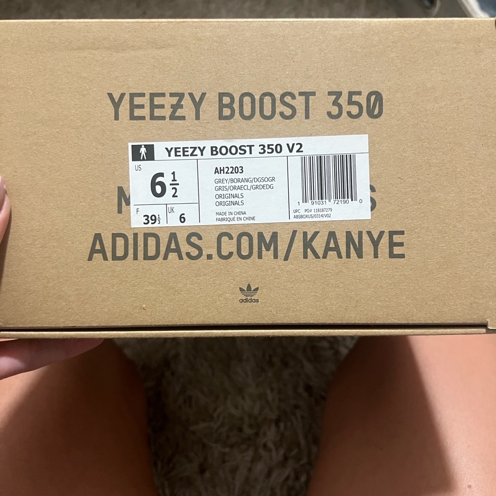 Adidas Yeezy Boost 350 V2. Perfect condition.